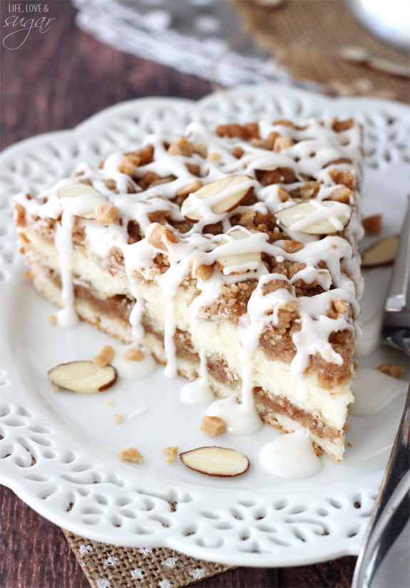 foodffs:  Toffee Almond Streusel Coffee CakeReally nice recipes. Every hour.Show