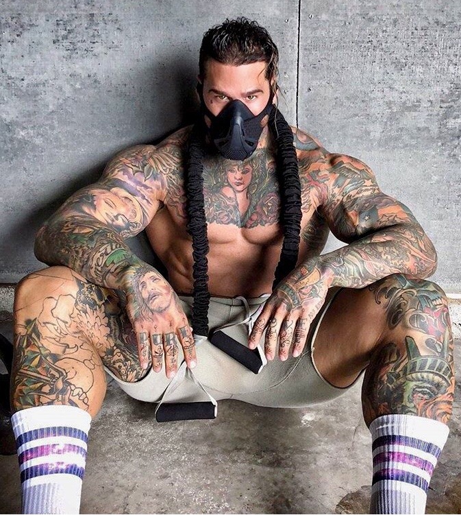aestheticalphas:Unleash the BEAST