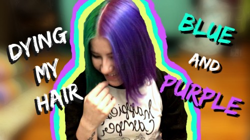 http://youtu.be/en9LBBabbMs When you’ve got too much time in your hands . Watch me dying my hair blu