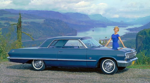 vanderbeer:  1963 Chevrolet Impala SS Sports Coupe  by coconv on Flickr.