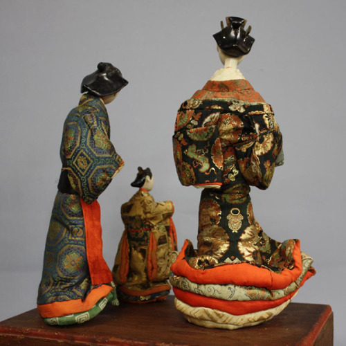 Set of three antique Japanese dolls modeled after Oiran (highest ranked courtesan), Hikifune (medium