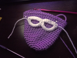 moonwhing:  Its gonna be freaking cold for the next several days. Seems as good a time as any to make some dorky slippers.  