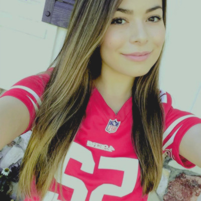editioncd9:  » Icons de Miranda Cosgrove « • Por favor LIKE si guardas o usas.
