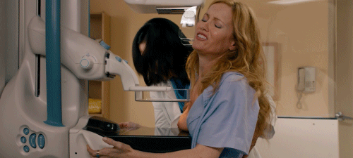 famousnakedbodies:  Leslie Mann