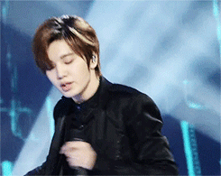 sungjongontop:  Sungjong looking really fine during the Last Romeo + Back remix at Gayo Daejun 
