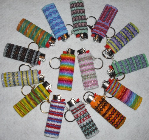 suvasi: BIC lighter covers with keychain, glass seed beads www.etsy.com/shop/SuVasi January 
