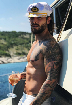 malecelebsandporn:  Maluma