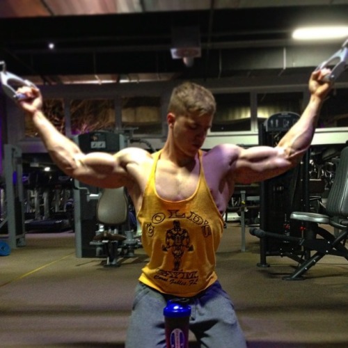 hotsexymenxxx:  Attila Toth 