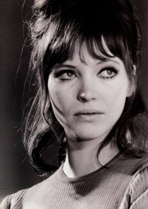 Anna Karina died yesterday…https://painted-face.com/