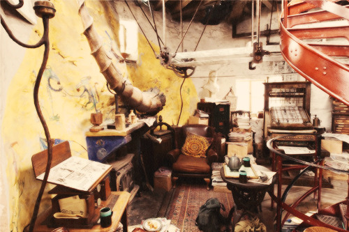 knockturnallley:  Harry Potter and the Deathly Hallows Part I set location: The Lovegood House 