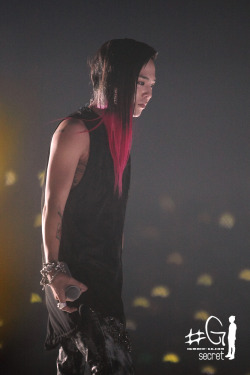 Gdragonhq:  120302 Bigshow (Day 1) [Hq]© Number-Gd 