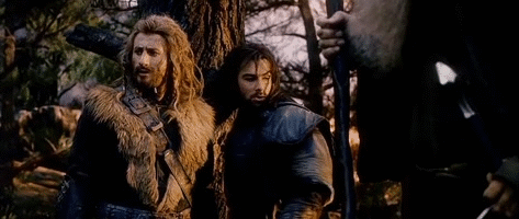 ramember:  THE WAY KILI LOOKS AROUND HIS KNEES OMFG - KILI BILBO IS NOT THAT SHORT