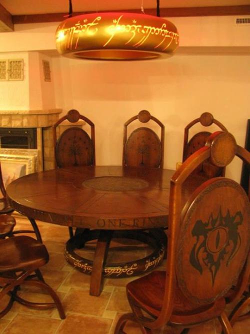 forestsandfoxes:battle-goblin:howtoraiseageek:One dining room set to rule them all …Basically, I’m g