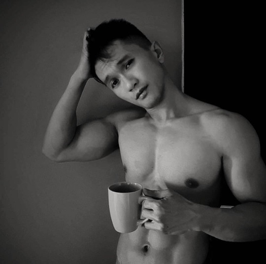 asian-men-x: Morning babe  