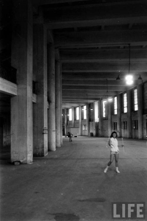 Baton twirling in Soldier Field(Grey Villet. 1957?)