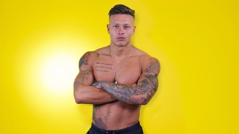 fuckyoustevepena:  He’s NAKED!! Check out fitness model Alex Bowen Nude. Alex Bowen