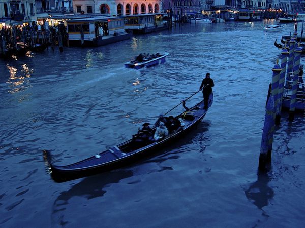 Evening sets along Venice’s Grand Canal.
Photograph by Jim Richardson