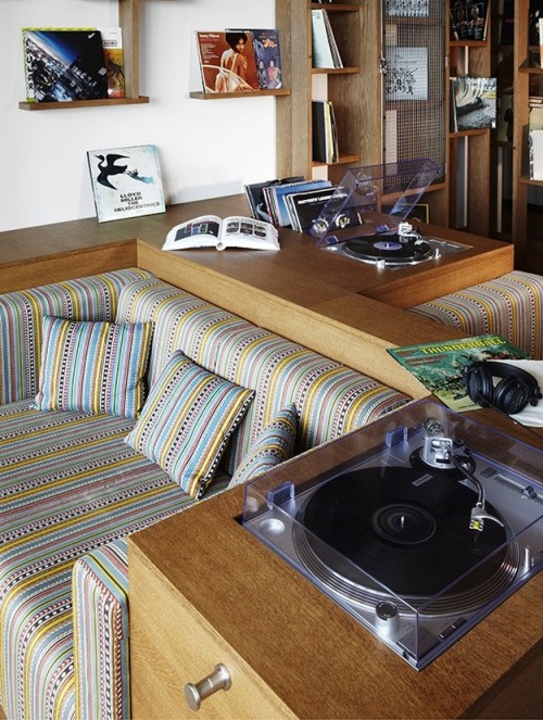 vinyl-vice:  (via 25Hours Hotel HafenCity Interior by Stephen Williams) 
