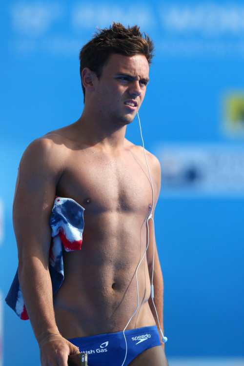 Porn Pics thecelebarchive:  Tom Daley, Through To 10m