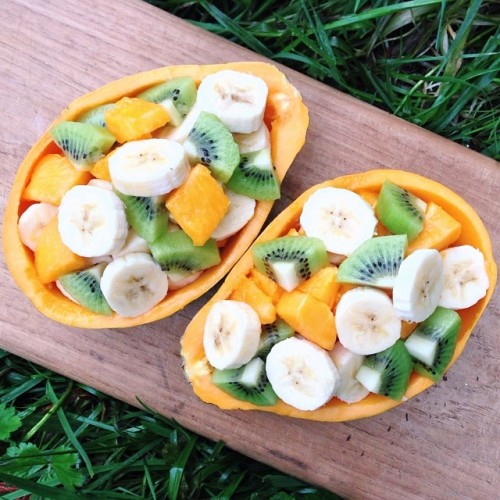 eat-to-thrive: Yummy papaya fruit bowls for brunch!