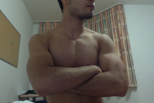 miguelferrino:  arm game on point hell yeah adult photos