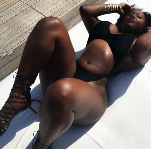 Dem Short Thickk Girls
