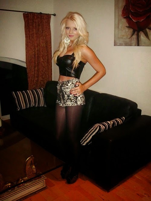 bimbofication-of-little-slut:  ls; blonde bimbo bombshell 