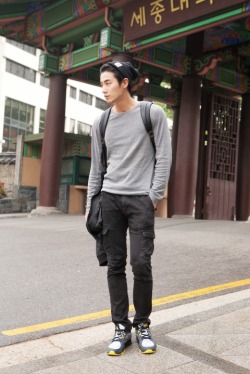 jii-goku:  정동현 (Jung Dong Hyun) campusstyleicon