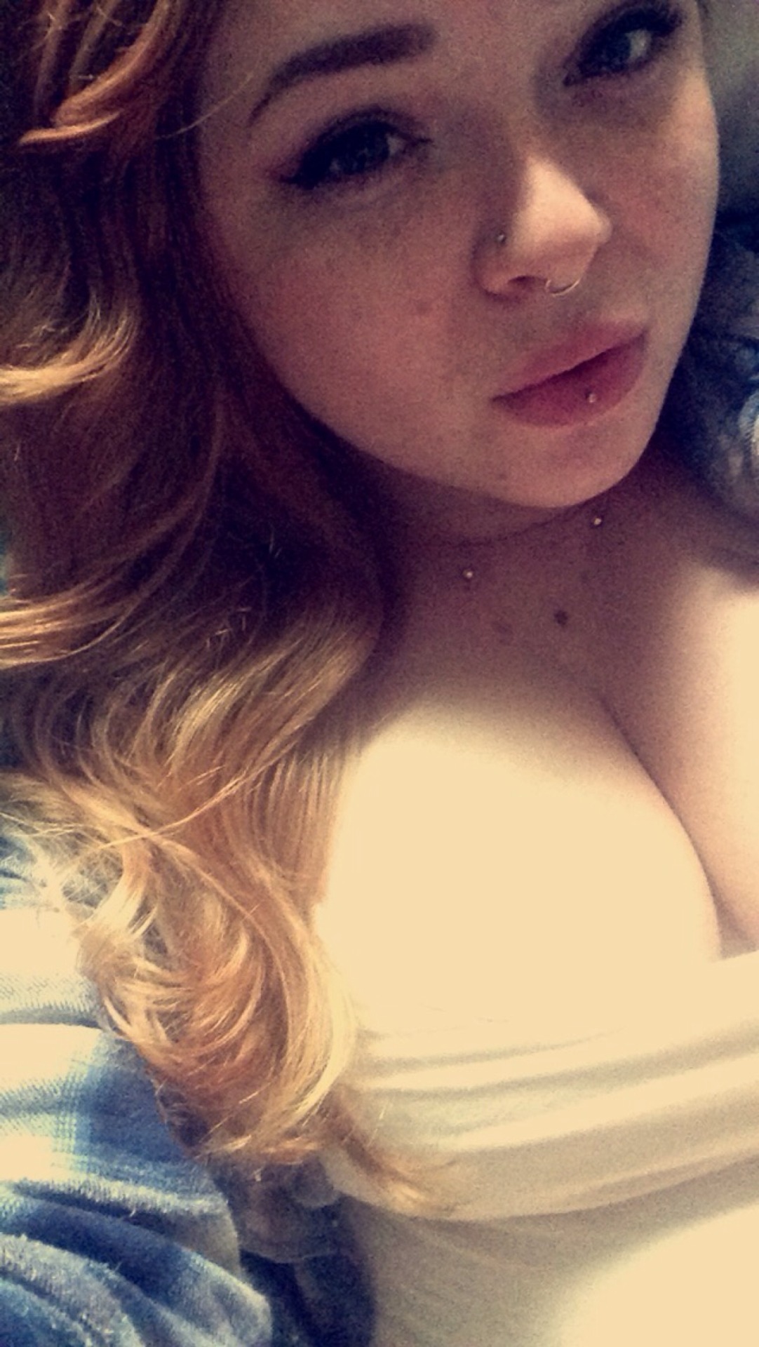 mirahxox:  Such a hopeful Eve But Adam let you down˖ ✧◝Sign up for my snapchat◜✧˖