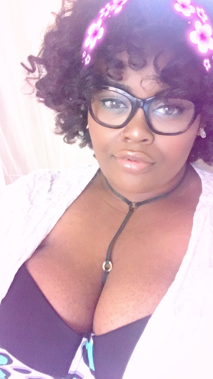 blackrebelz:  fatandbougie:issa muthafuckin full course meal 💕💕 #GodYes^^^This