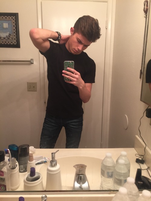 mattandjones:  need 2 clean my bathroom