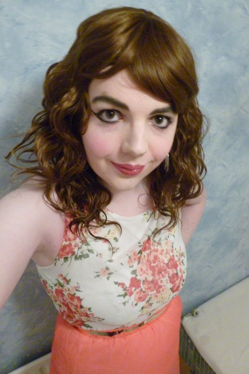 PicturesHaven’t worn this dress in a while, it looks absolutely adorable with the new wig and heels!