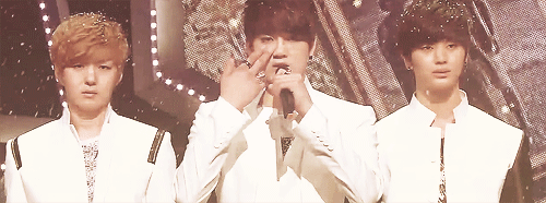 iloveyouseo-blog: And your eyes showed you were tired.But you hid it, such a liar.