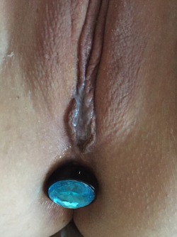 psychedelic-stoned-slut:I haven’t even touched my clit yet.