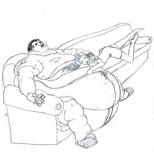 dreamingbiggest:  feederess:  jjr462:  The ideal body type doesn’t exi-Artists are (respectively) Koudelka2005 & Feticoat on deviantart  G O A L S  FUUUCK YES