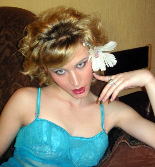 yes-sadie100:  Are you ready to unleash the gurl within? Message me to join our feminization program
