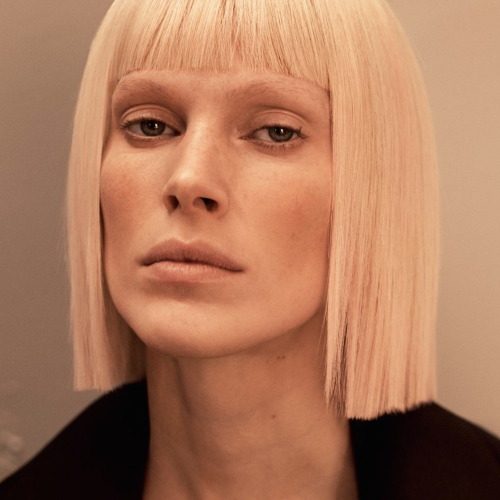 ABSOLUTE BEARING PHOTOGRAPHER: JOSH OLINS MODEL: ISELIN STEIRO STYLING: CLARE RICHARDSON HAIR: SHON 