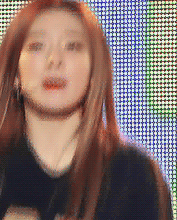 pettyscorpio:theseulgis:seulgi in favorite dumb dumb performances.@beijingchild @jvstonedae