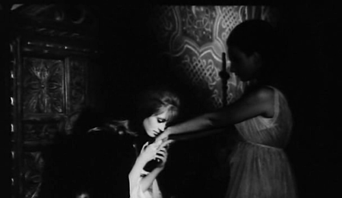 La Cripta e l'incubo  (1964) by Camillo Mastrocinque