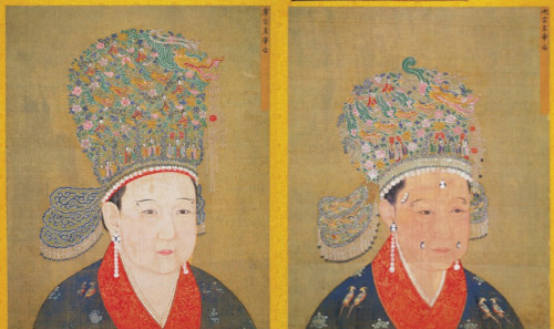 hanfugallery:phoenix crown/feng-guan凤冠 of empresses in song dynasty from their ancient portraits.In 