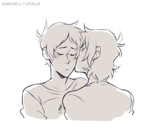 neck kisses B)