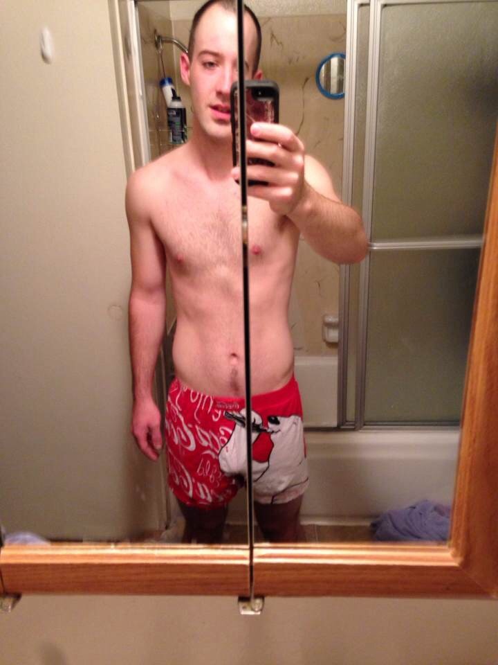 ksufraternitybrother:  JUSTIN - AMATEUR SET KSU-Frat Guy:  Over 25,000 followers