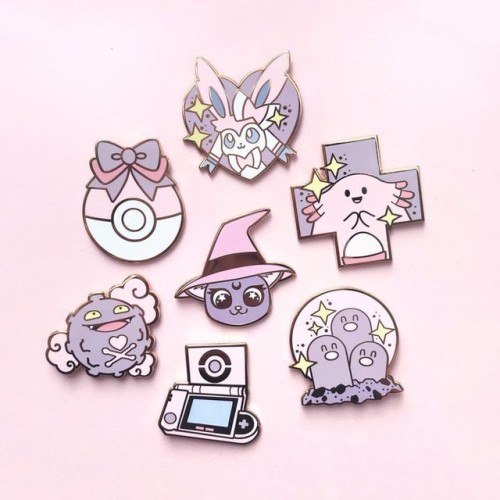 mooncakespastel - Pokémon pins.