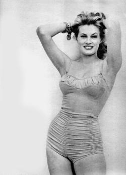 gatabella:  Anita Ekberg 