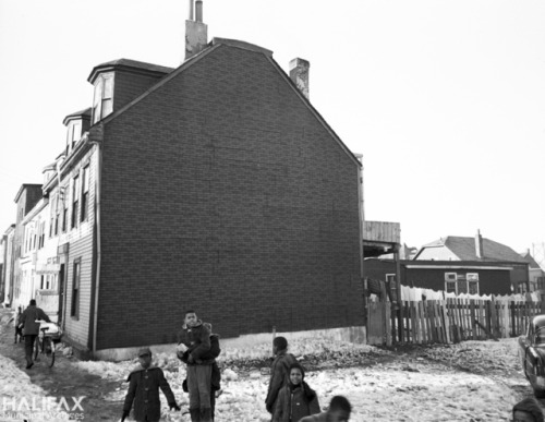 Let’s kick off Black History Month with a mystery! Here’s a photograph from the Halifax Municipal Ar