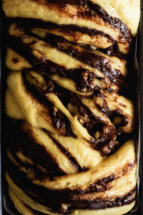 sweetoothgirl:    CHOCOLATE WALNUT BRIOCHE BABKA   