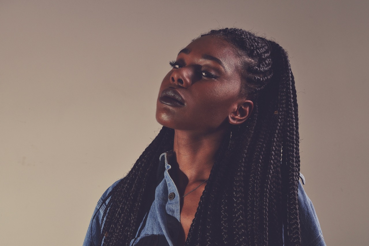 afrodesiacworldwide:  📷: @j-effie  insta: haremgraphia Insta: xsashy 