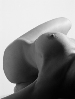 sex-maniac-fan:  asolitarycomfort: Guenter Knop