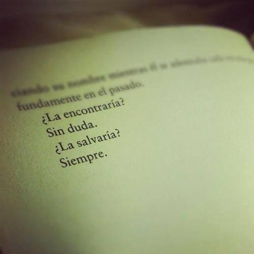 somospandaspordentroyporfuera:  -Una chica invisible. 