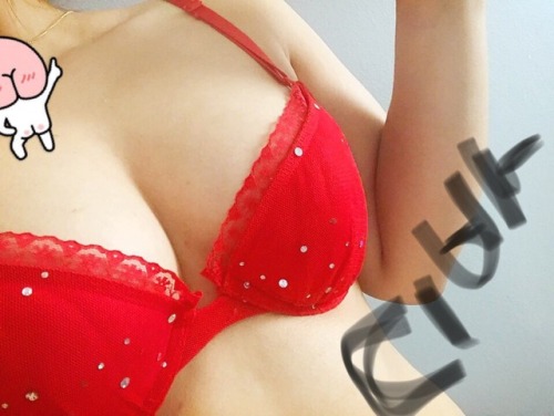 divadiva69: 마지막으로 실컷 쳐 보시고 우리 이제 헤어집시다..^^ 즐거웠다. 언젠간 또 오거든 미친듯한 반응을 보여주길 바란당. 가끔 오픈톡 열려고 들를수는 있음ㅋㅋ ㅂ